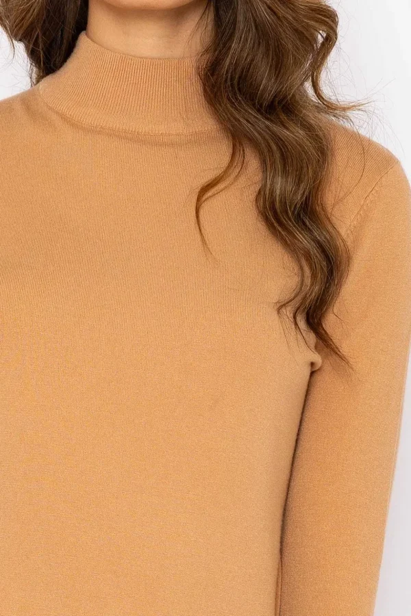 Turtleneck Knit In Camel