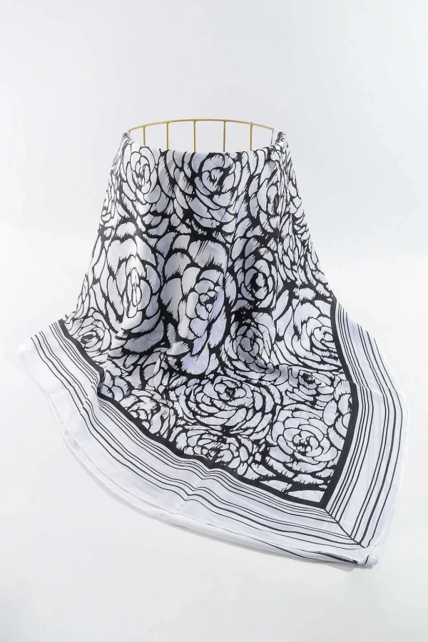 Two Tone Floral Scarf In Black