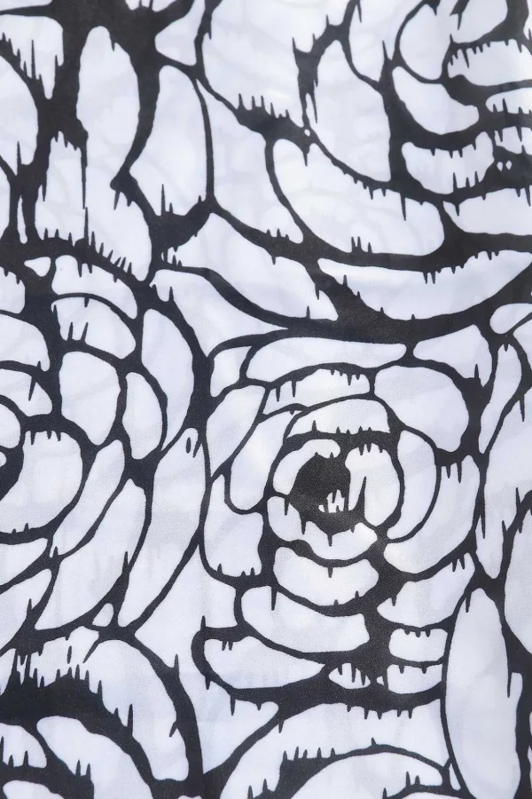 Two Tone Floral Scarf In Black