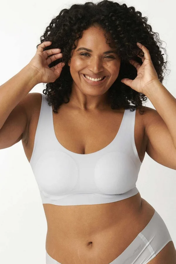 Zero Feel Top In White